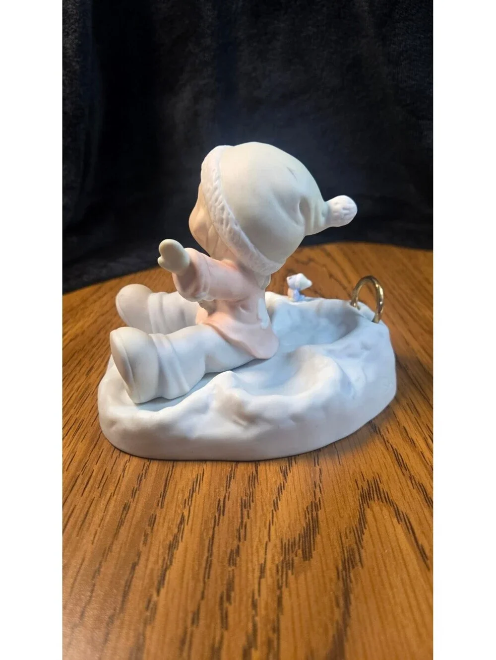 Precious Moments Angels On Earth Porcelain Figurine 1996